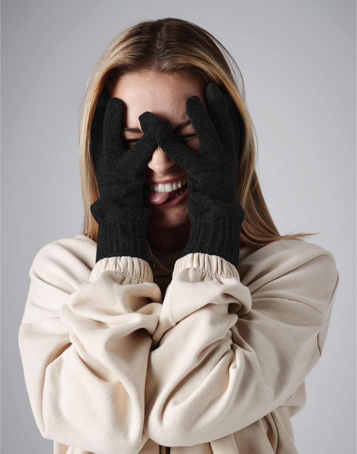 TouchScreen Smart Gloves