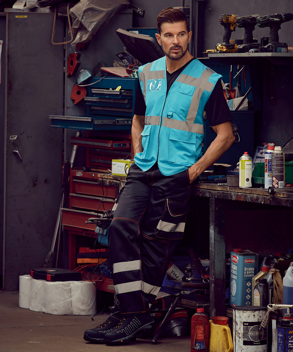 YK002 - Multifunctional executive hi-vis waistcoat